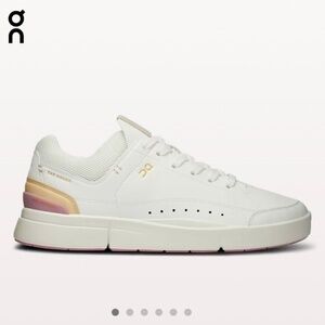 OnCloud Rodger Centre Court White Zephr US 9